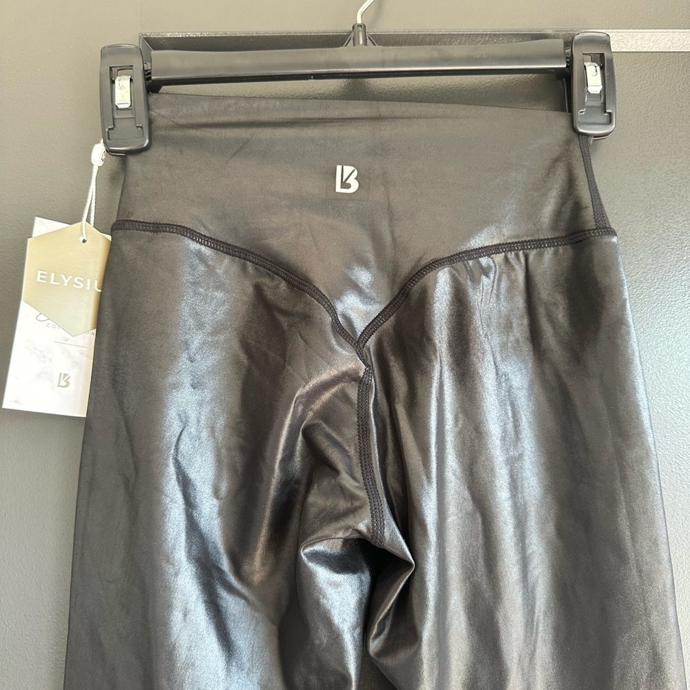 BuffBunny Rebel Legging